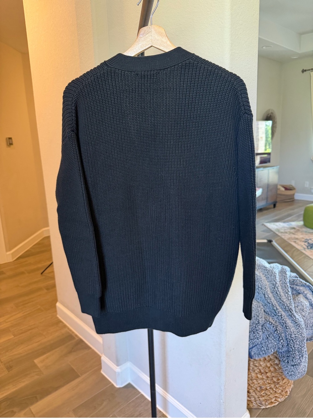 Quince 100% Organic Cotton Oversized Boyfriend Black Chunky Button Cardigan S - Picture 2 of 7